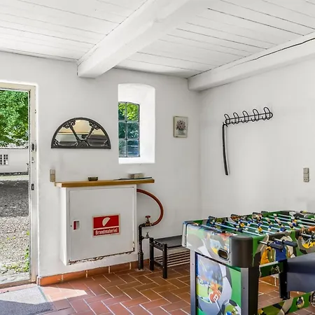 Lägenhet Thilo - 39km From The Sea By Interhome